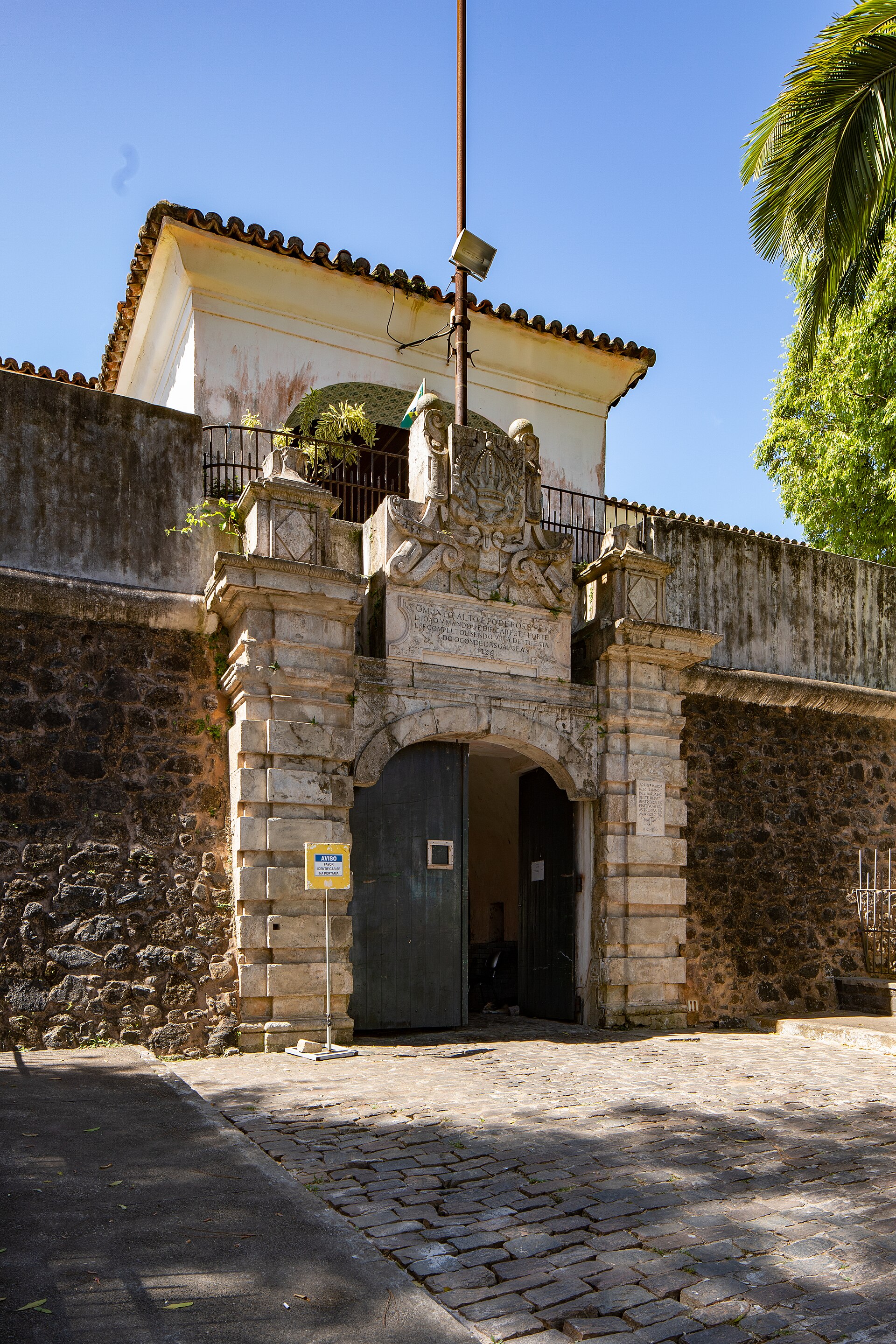 Imagem de referência de Forte de Nossa Senhora do Monte do Carmo, descrito nos dados abertos como bem tombado pelo Instituto do Patrimônio Artístico e Cultural da Bahia na cidade de Salvador