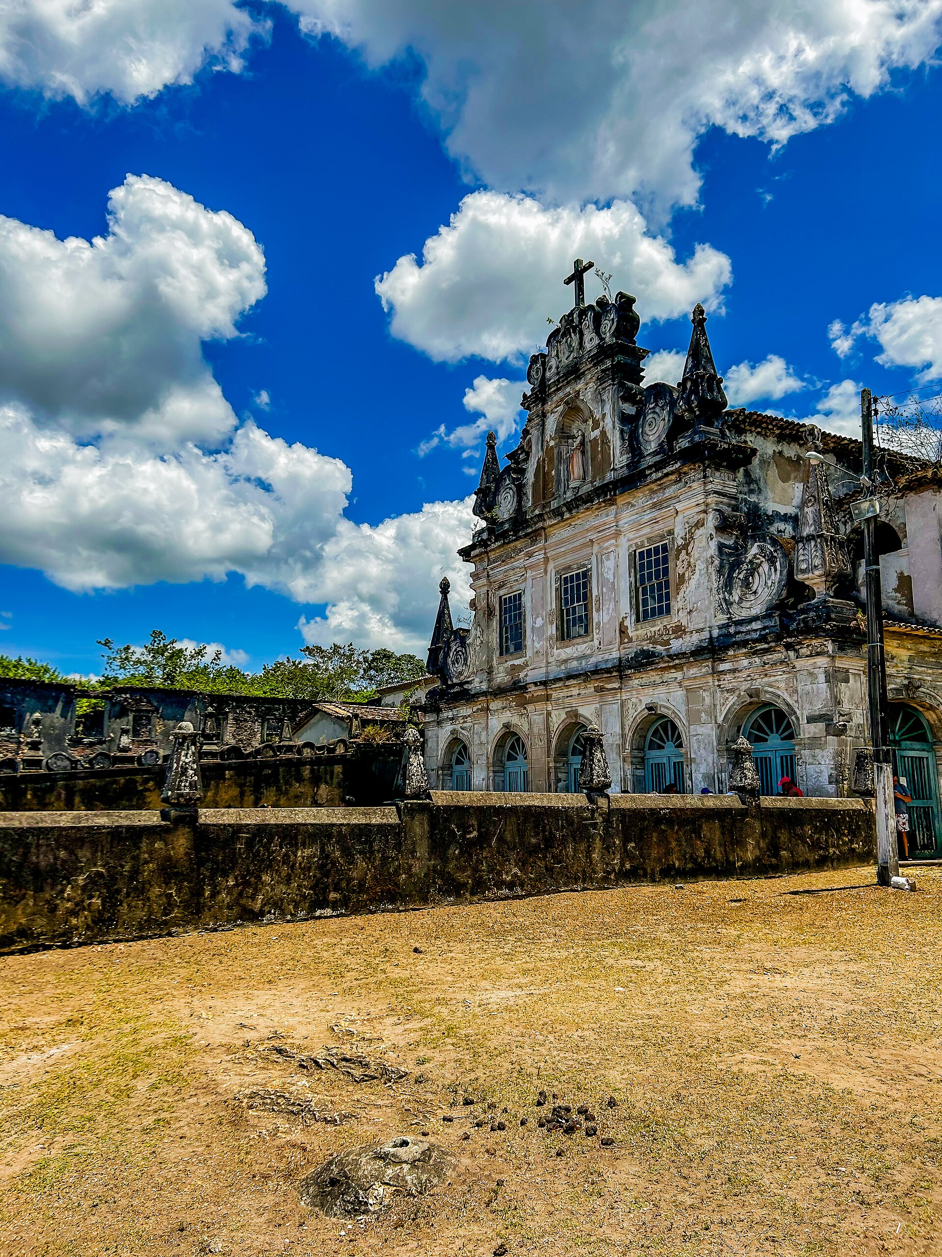 Imagem de referência de Convento de Santo Antônio do Paraguaçu, descrito nos dados abertos como igreja e convento em Cachoeira