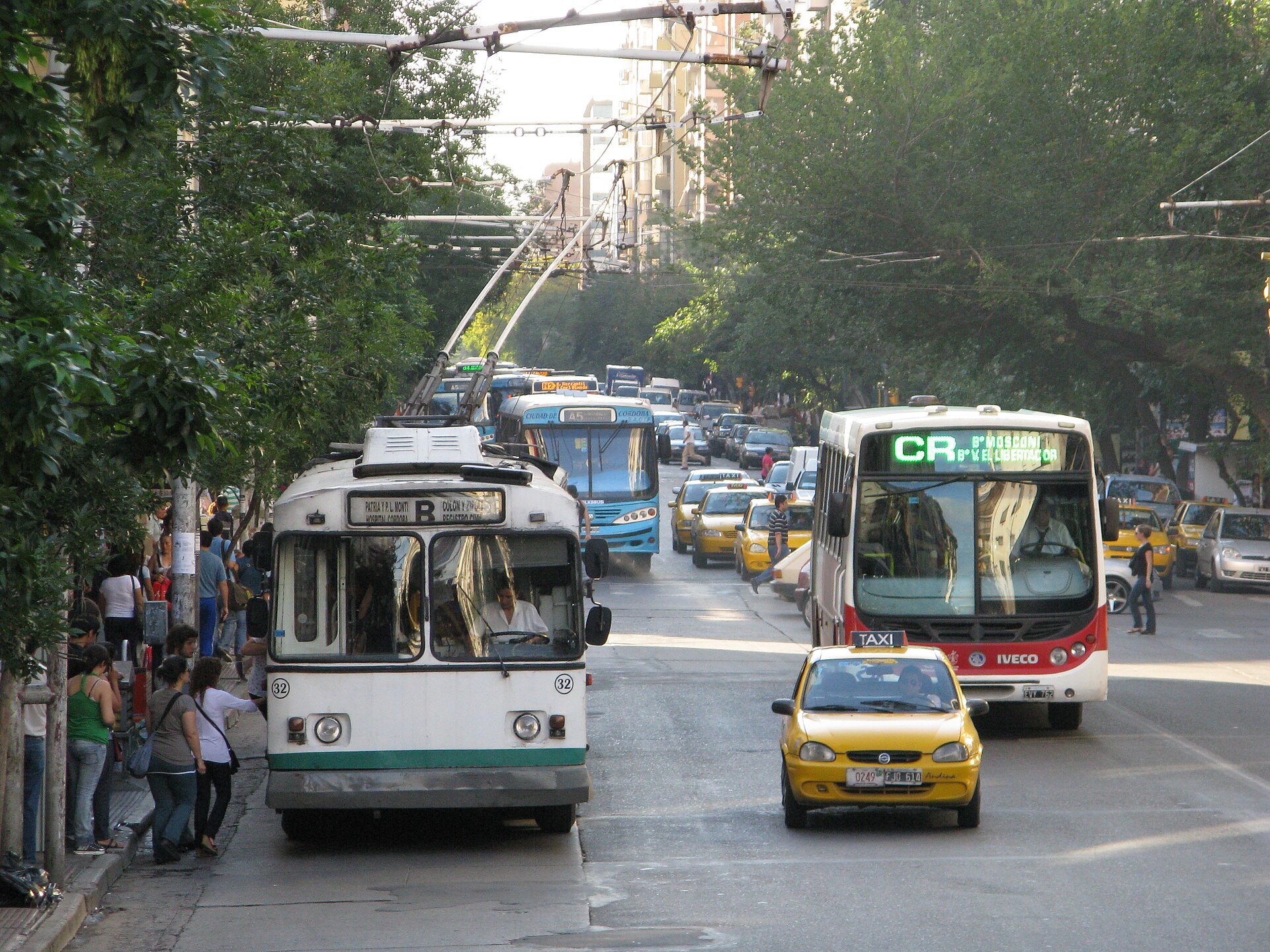Imagem de referência de Edifício Sedan, descrito nos dados abertos como arranha-céu localizado no Centro da cidade do Rio de Janeiro