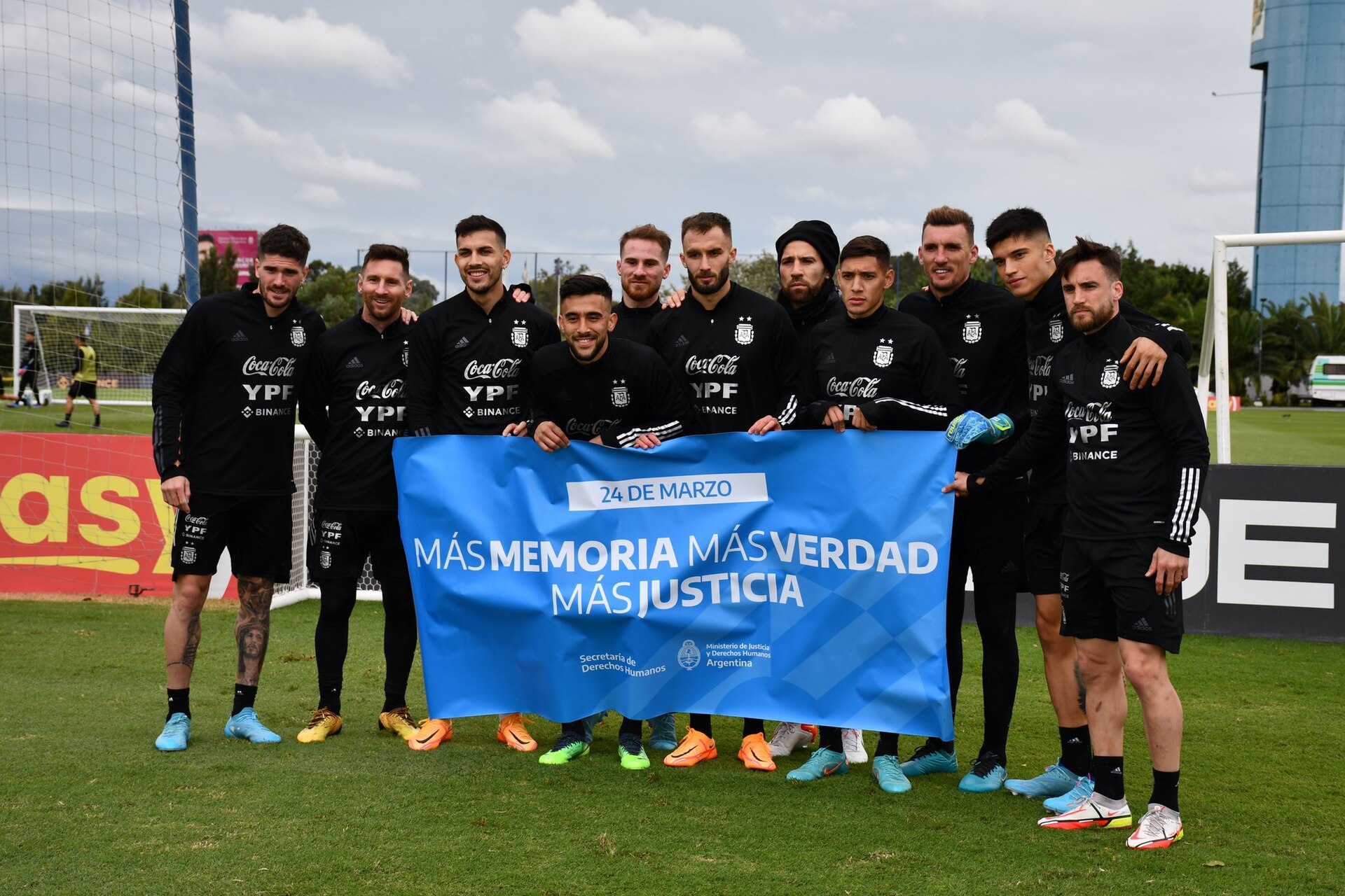 Imagem de referência de Seleção Argentina de Futebol, descrito nos dados abertos como equipe que representa a Argentina nas competições internacionais e continentais da CONMEBOL e da FIFA