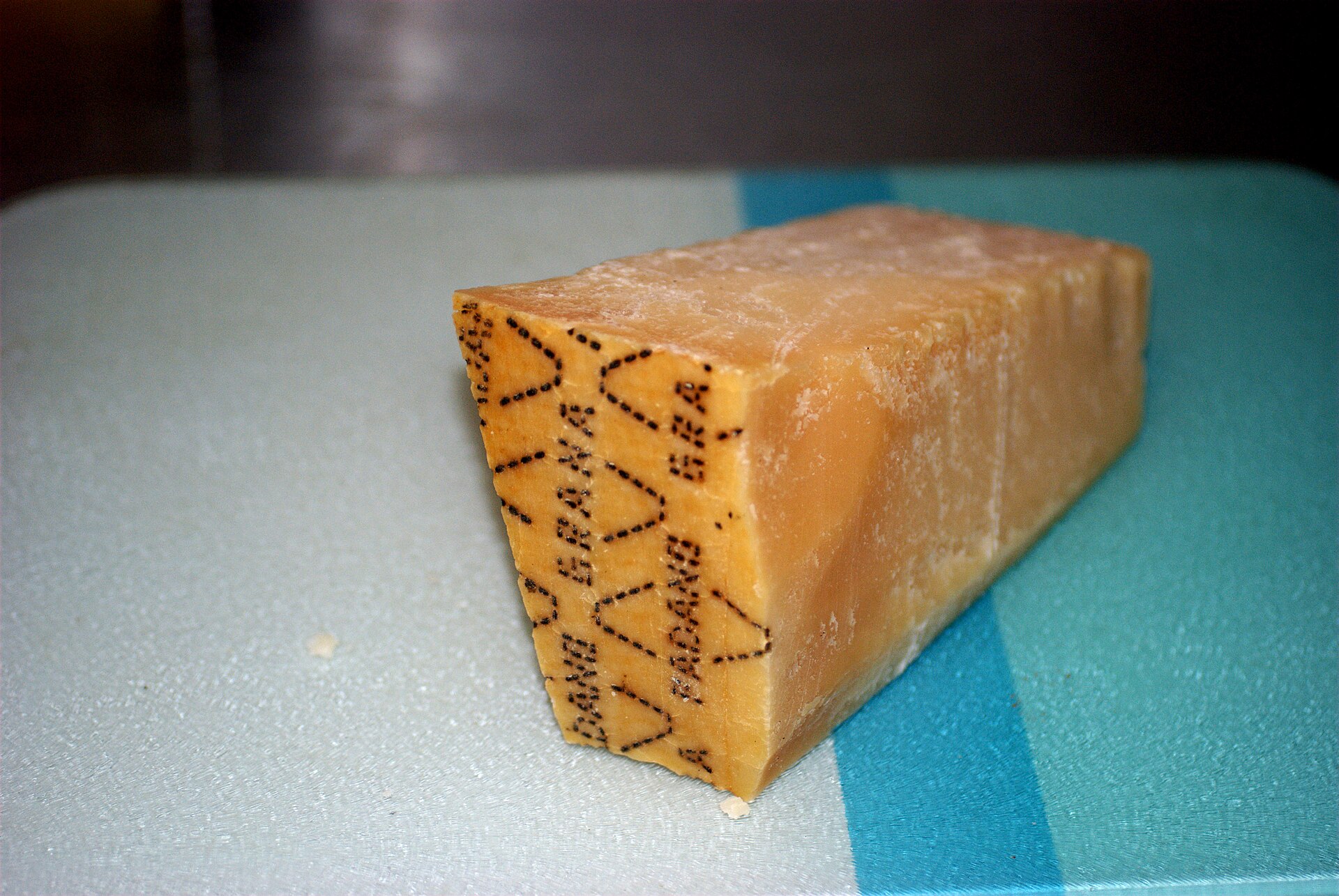 Imagem de referência de Grana Padano DOP, descrito nos dados abertos como queijo DOP italiano