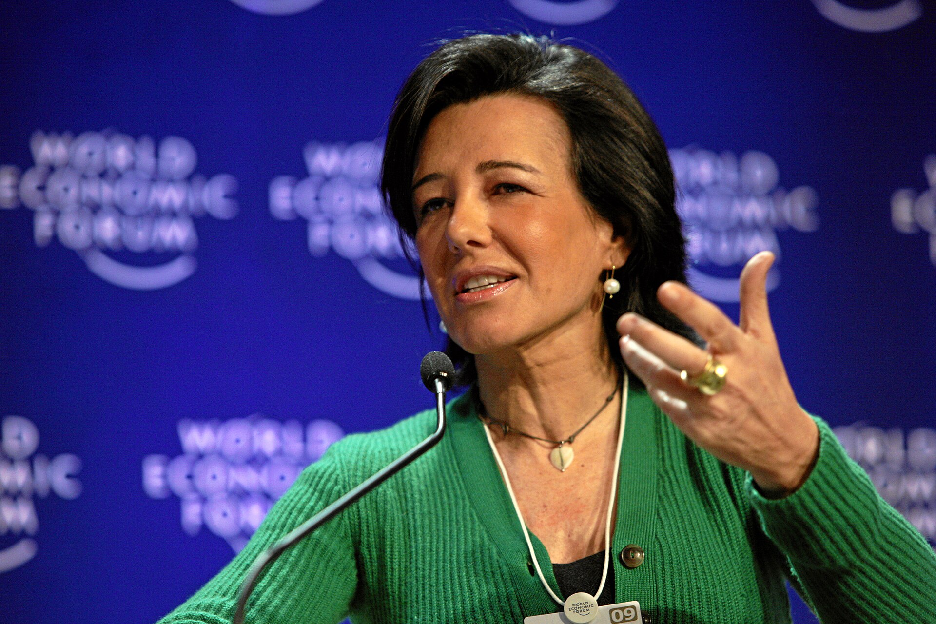 Imagem de referência de Ana Botín, descrito nos dados abertos como banqueira espanhola