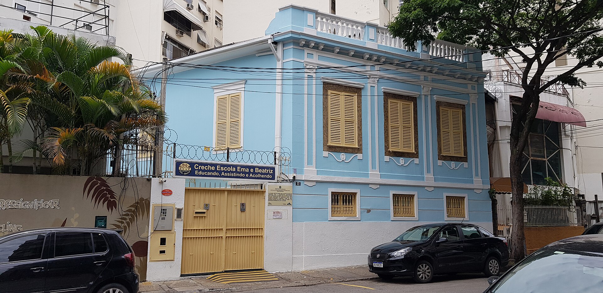 Imagem de referência de Edifício à Rua Esteves Junior, 33, descrito nos dados abertos como bem tombado pelo Instituto Estadual do Patrimônio Cultural do Rio de Janeiro na cidade do Rio de Janeiro