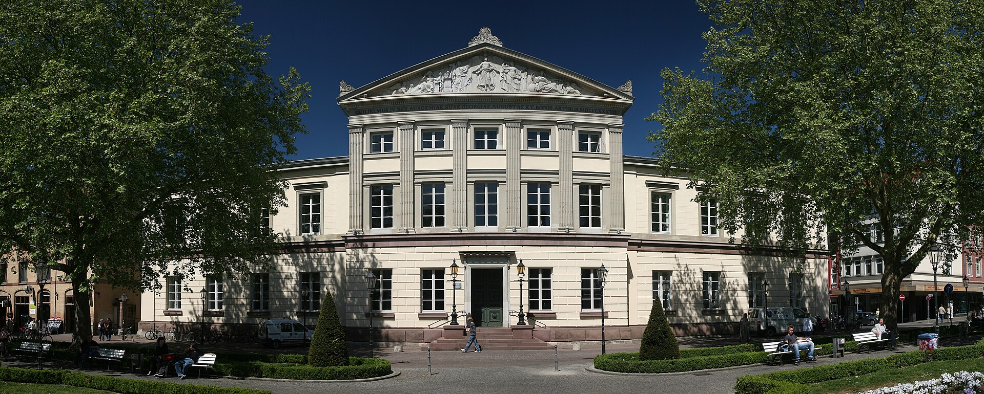 Imagem de referência de Universidade Antioch, descrito nos dados abertos como universidade com 5 campus nos Estados Unidos