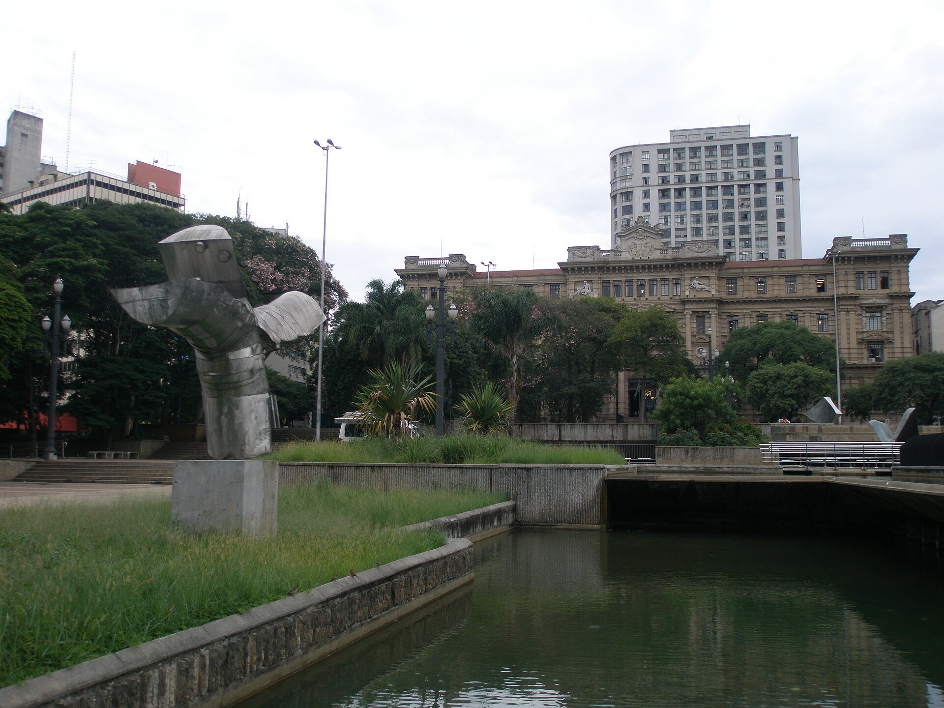 Imagem de referência de Voo, descrito nos dados abertos como monumento localizado no Brasil