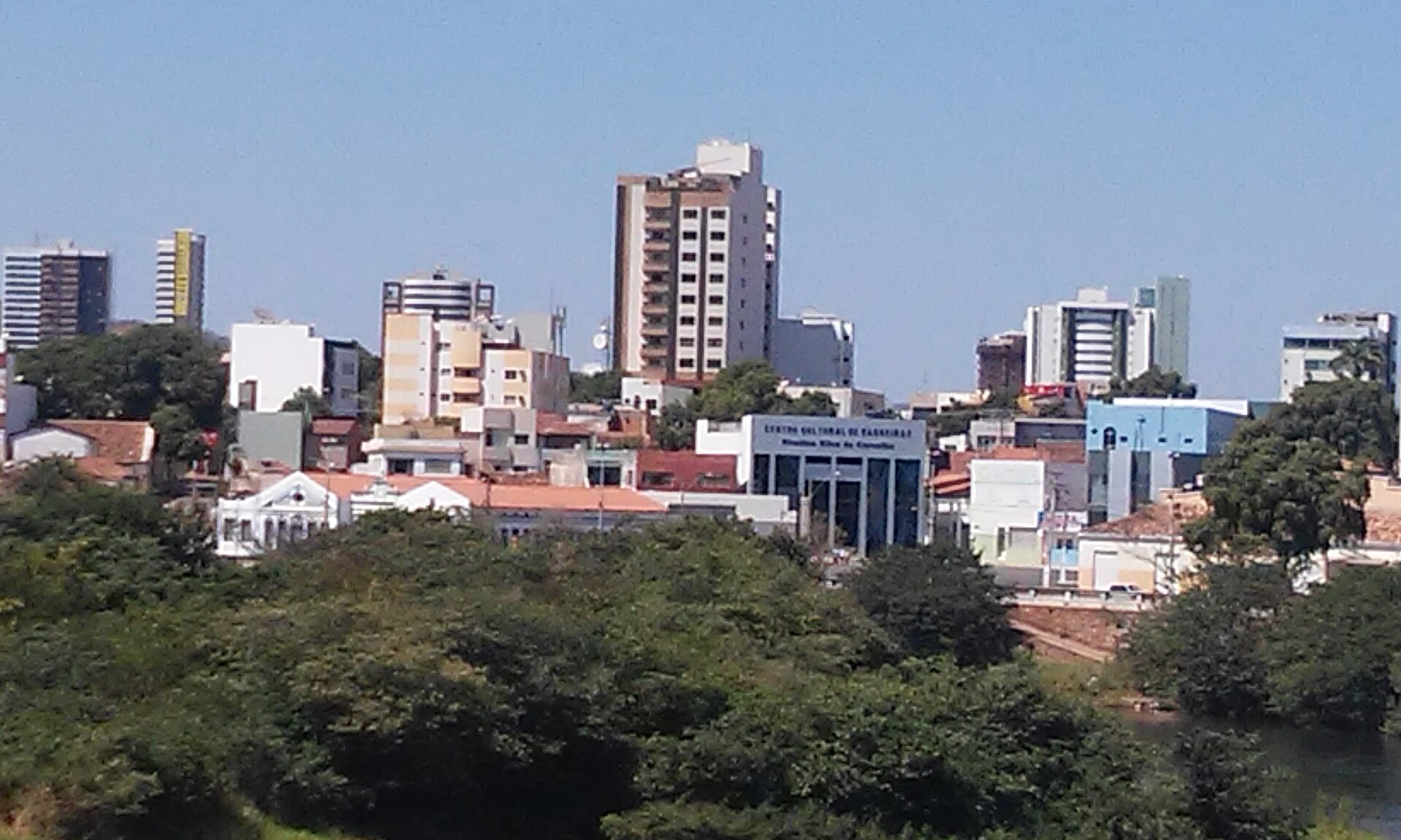 Imagem de referência de Barreiras, descrito nos dados abertos como município do Estado da Bahia, Brasil