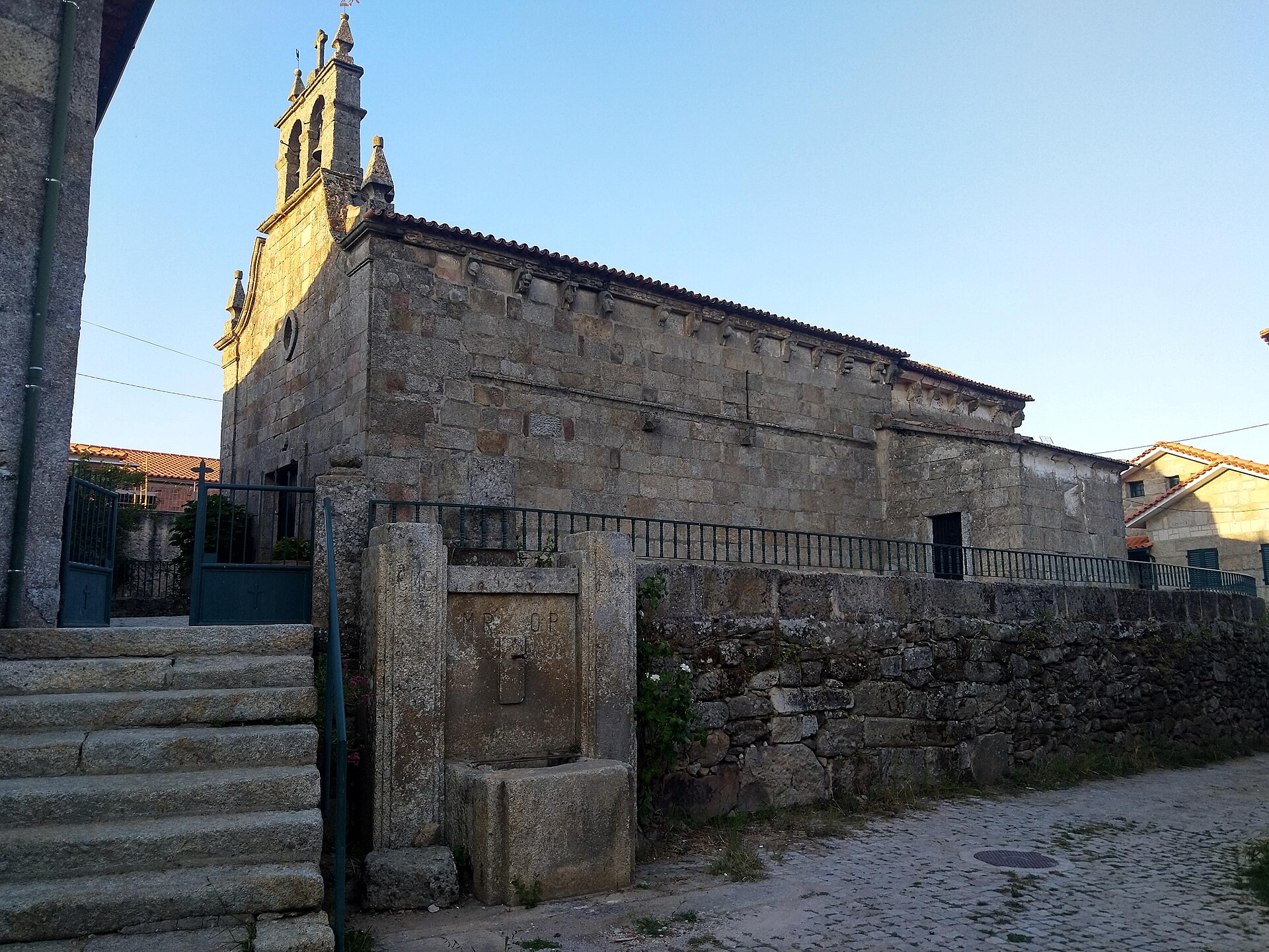 Imagem de referência relacionada a São Julião de Montenegro, item descrito como povoação portuguesa do Município de Chaves