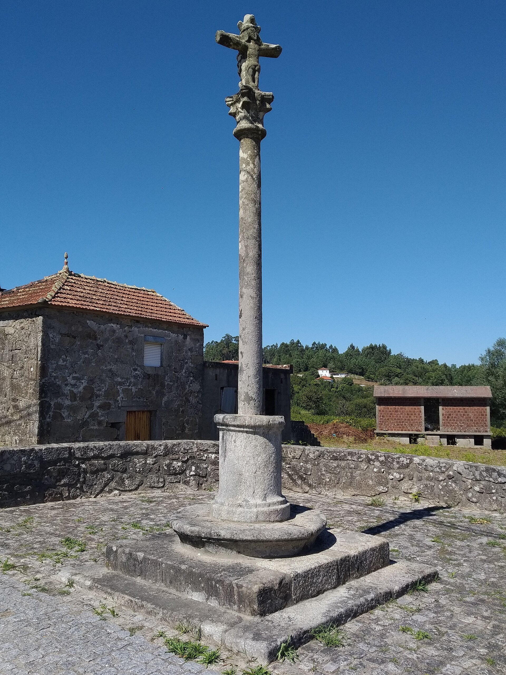 Imagem de referência relacionada a Sapardos, item descrito como povoação portuguesa sede da Freguesia de Sapardos, no Município de Vila Nova de Cerveira