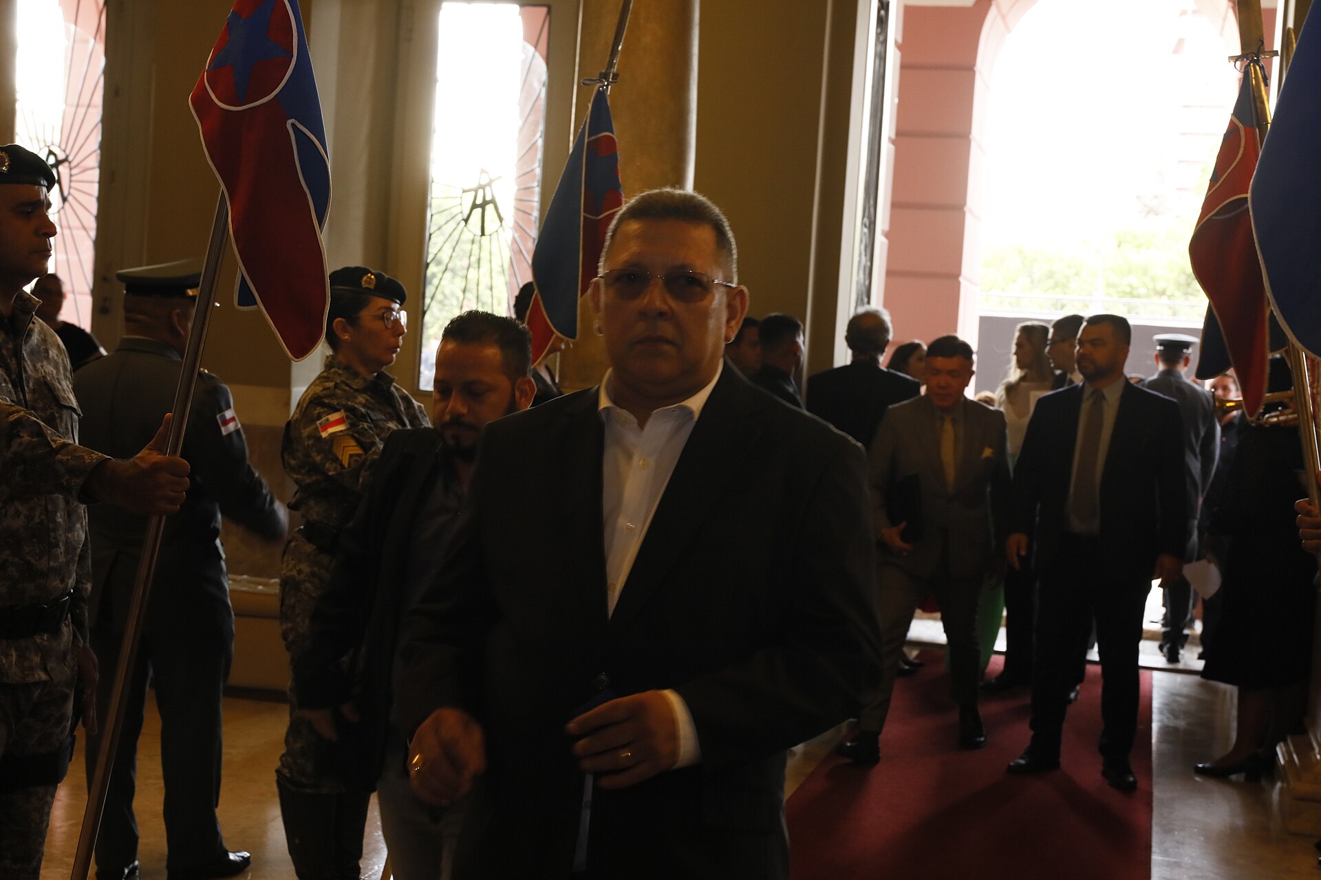 Imagem de referência de governador do Amazonas, descrito nos dados abertos como chefe do poder executivo do estado brasileiro do Amazonas