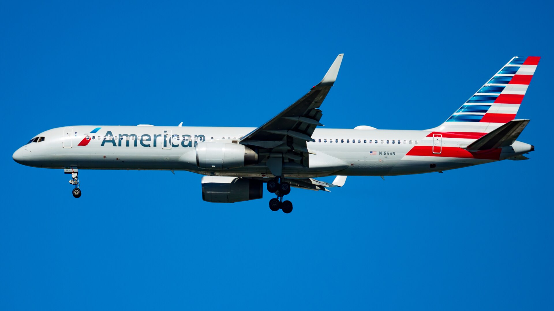 Imagem de referência de American Airlines, descrito nos dados abertos como principal companhia aérea dos Estados Unidos