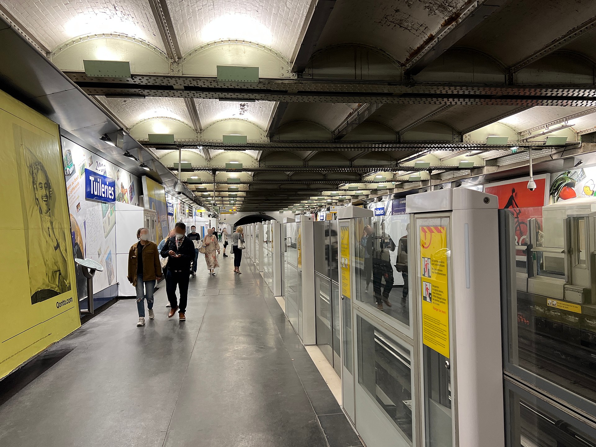 Imagem de referência de Tuileries, descrito nos dados abertos como estação do Metropolitano de Paris