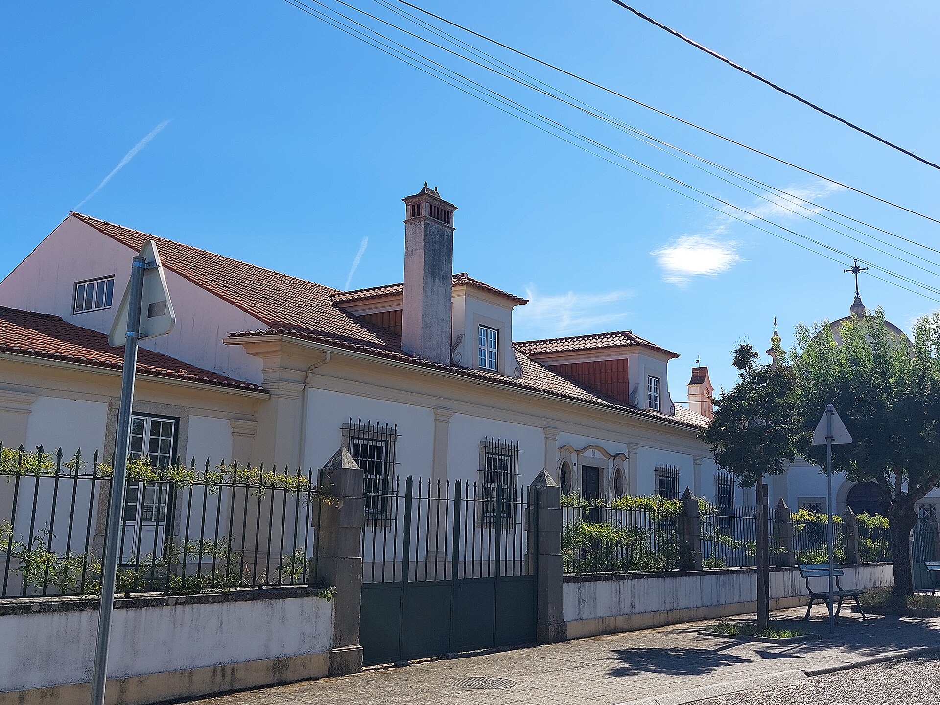 Imagem de referência relacionada a Montalvo, item descrito como povoação portuguesa sede da Freguesia de Montalvo, no Município de Constância