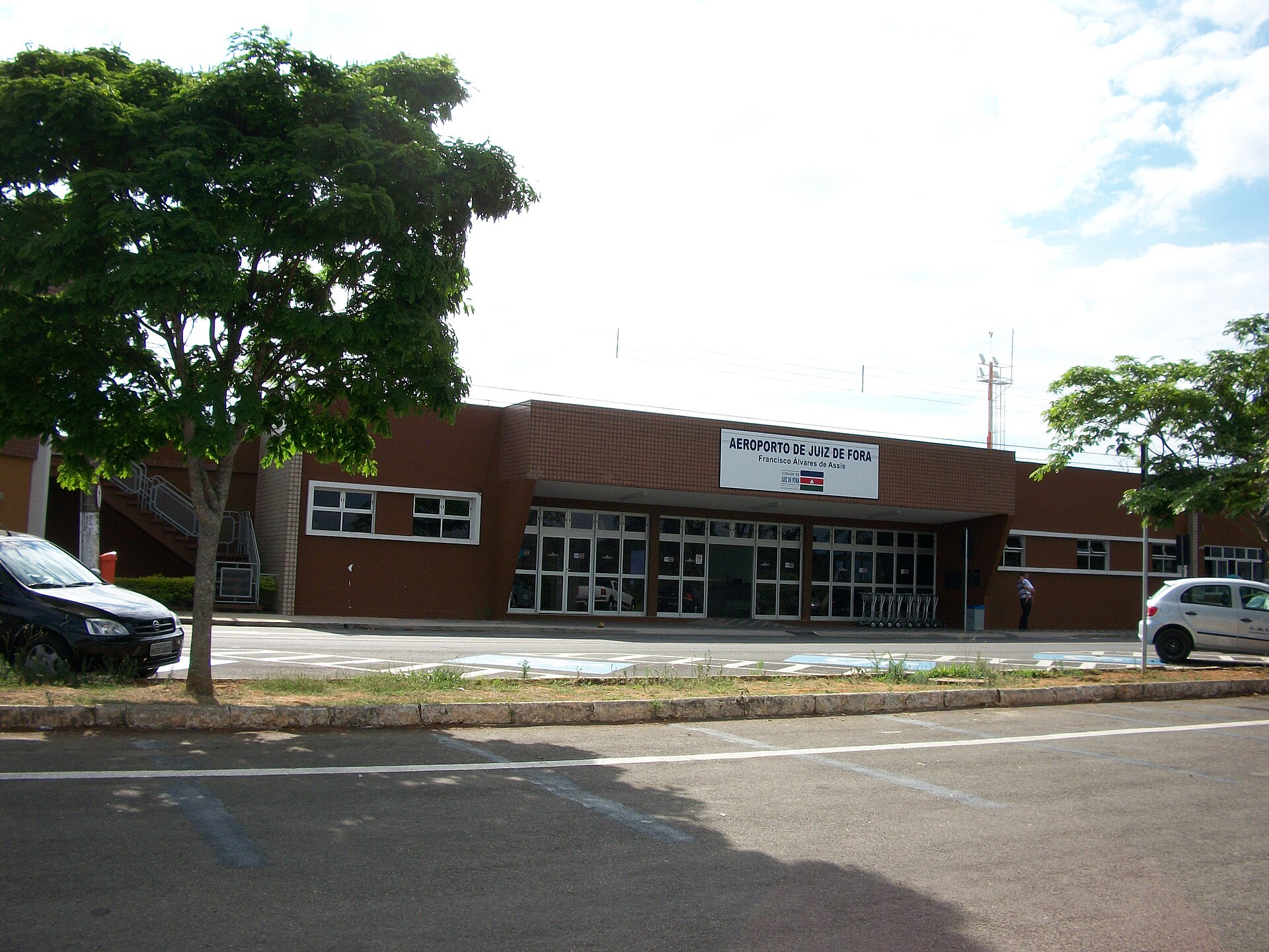 Imagem de referência de Aeroporto de Juiz de Fora, descrito nos dados abertos como aeroporto no Brasil