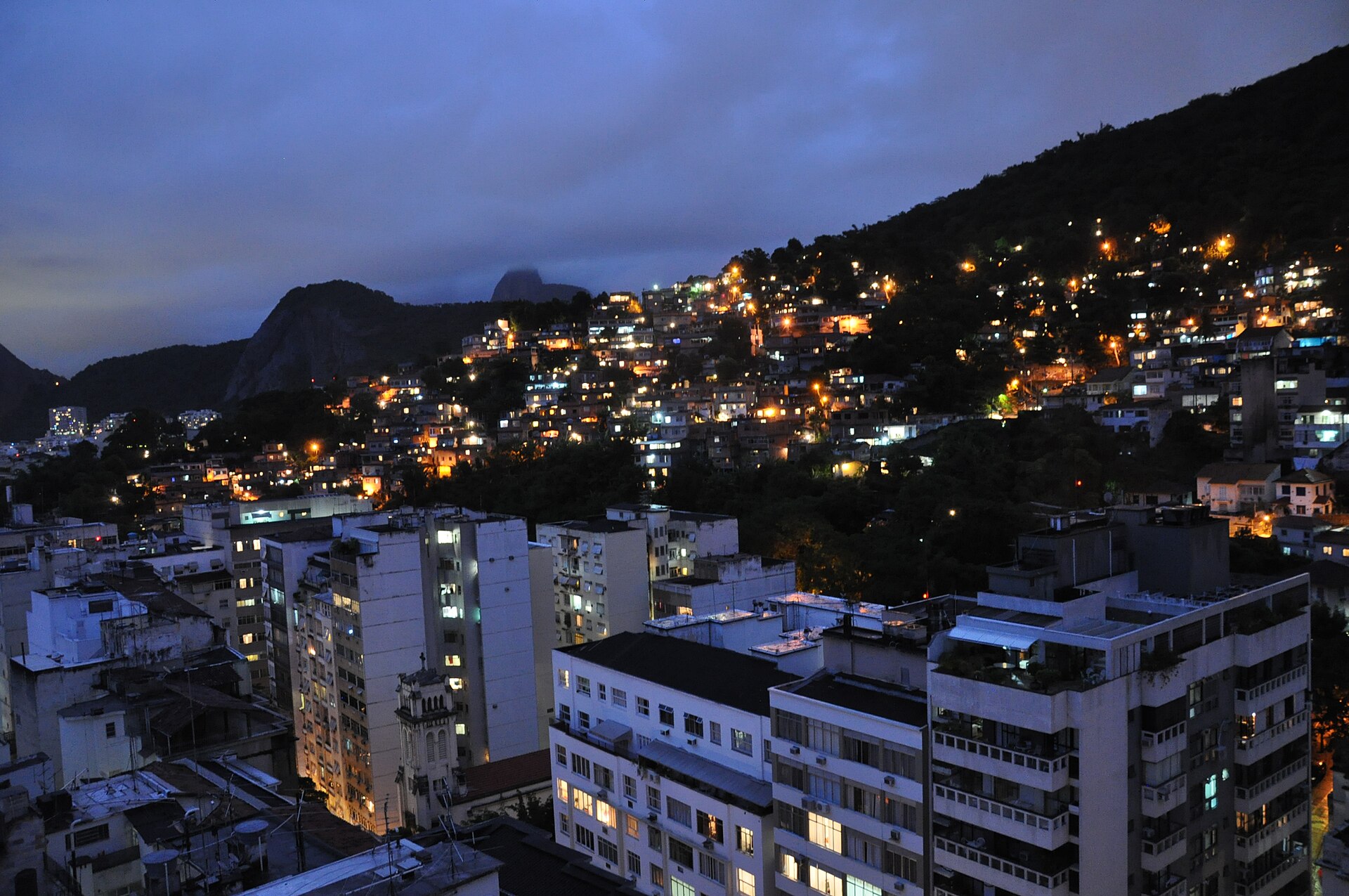 Imagem de referência relacionada a Morro da Babilônia, item descrito como patrimônio localizado no Brasil