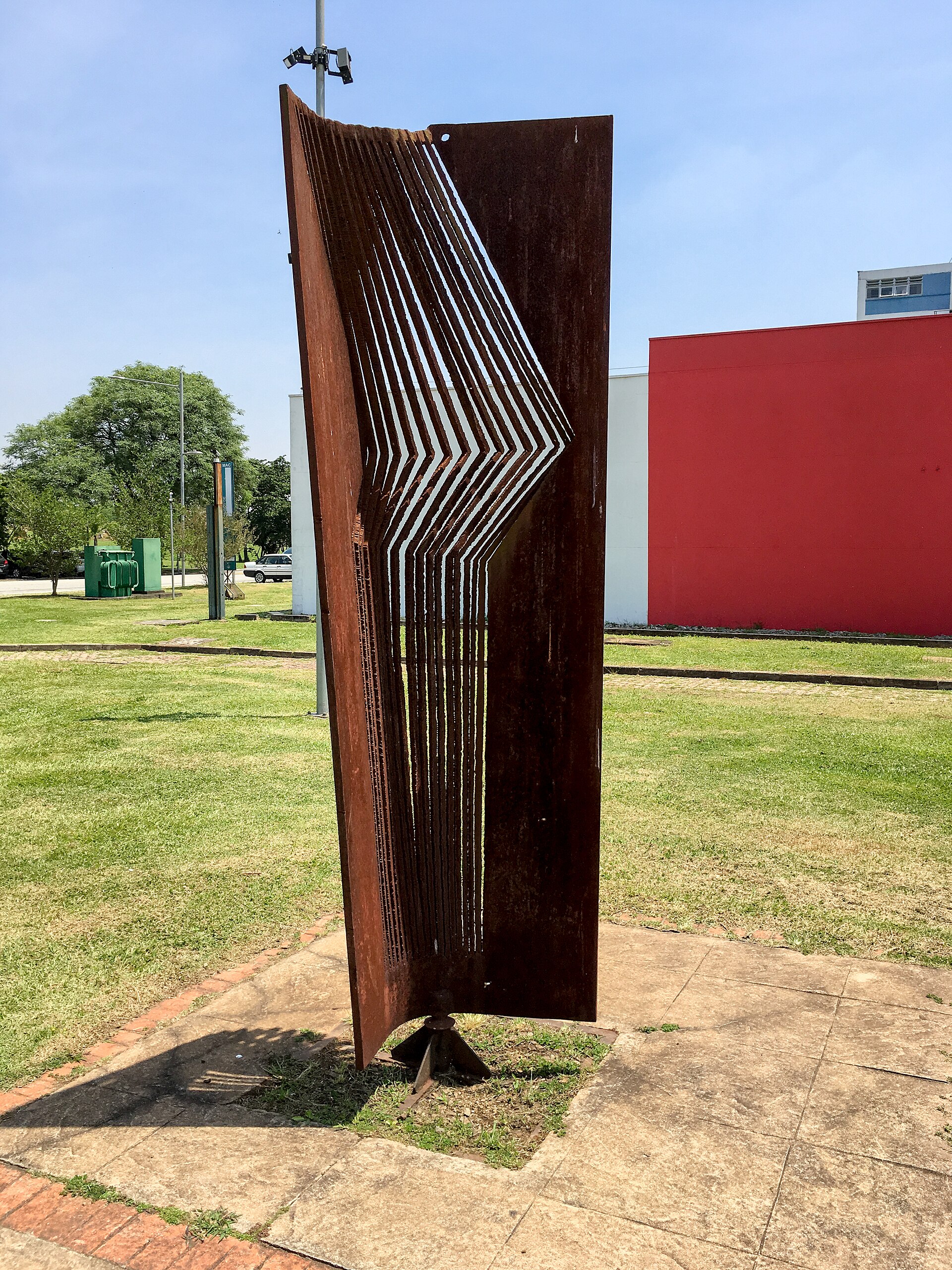 Imagem de referência de Museu de Arte Contemporânea da Universidade de São Paulo, descrito nos dados abertos como museu em São Paulo, Brasil