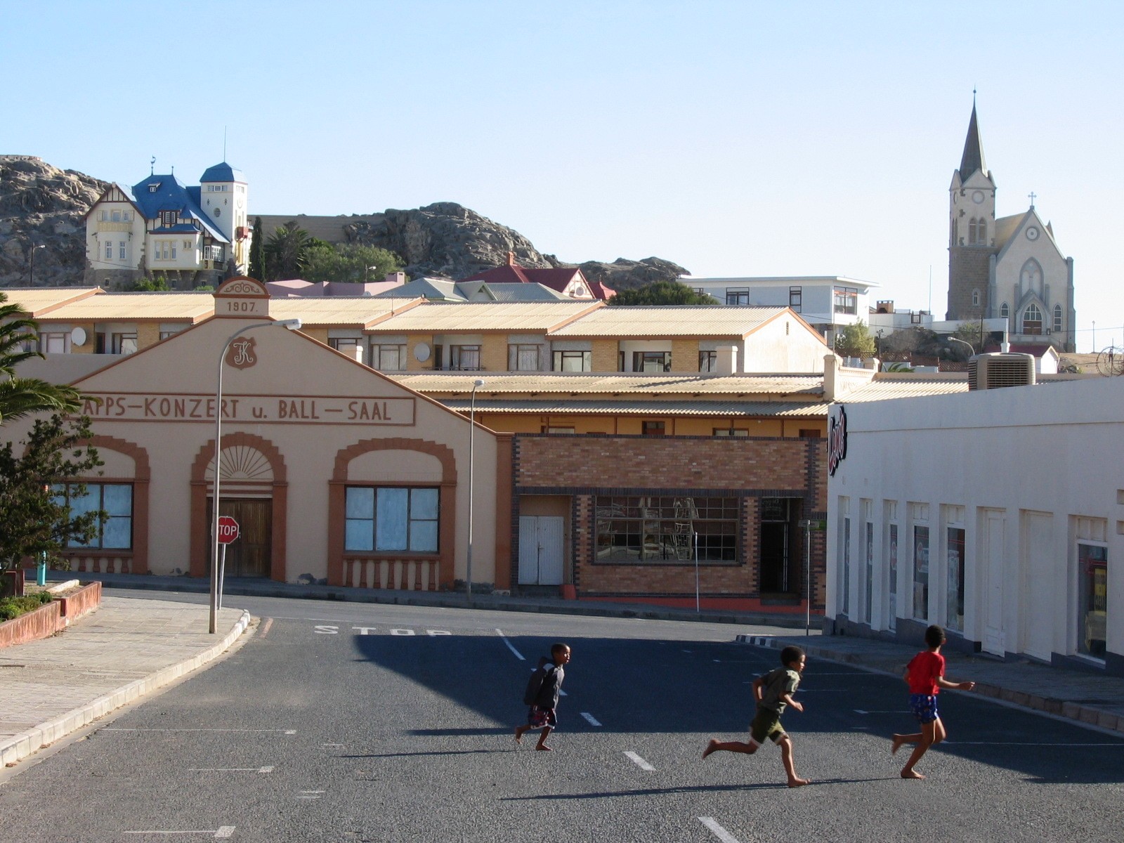 Imagem de referência relacionada a Lüderitz, item descrito como registro de referência sobre Lüderitz, organizado a partir de dados estruturados abertos