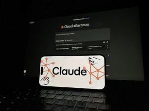 Anthropic lança Claude Sonnet 5.5 mais rápido e até 30% mais barato para tarefas do dia a dia