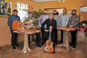 Diego Baliardo e a formação atual dos Gipsy Kings