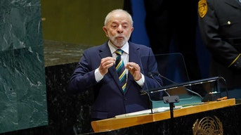 A onda conservadora esbarra em obstáculo no Brasil enquanto Lula resiste ao desafio de Bolsonaro