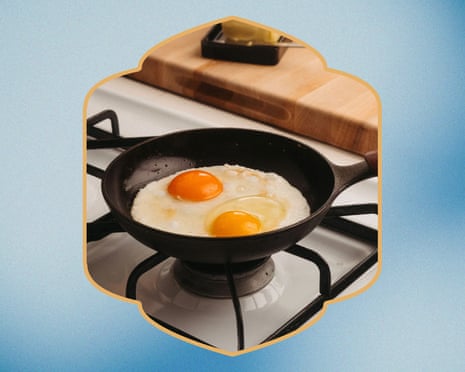 Field Company No.5 Cast Iron Chef Skillet against blue background