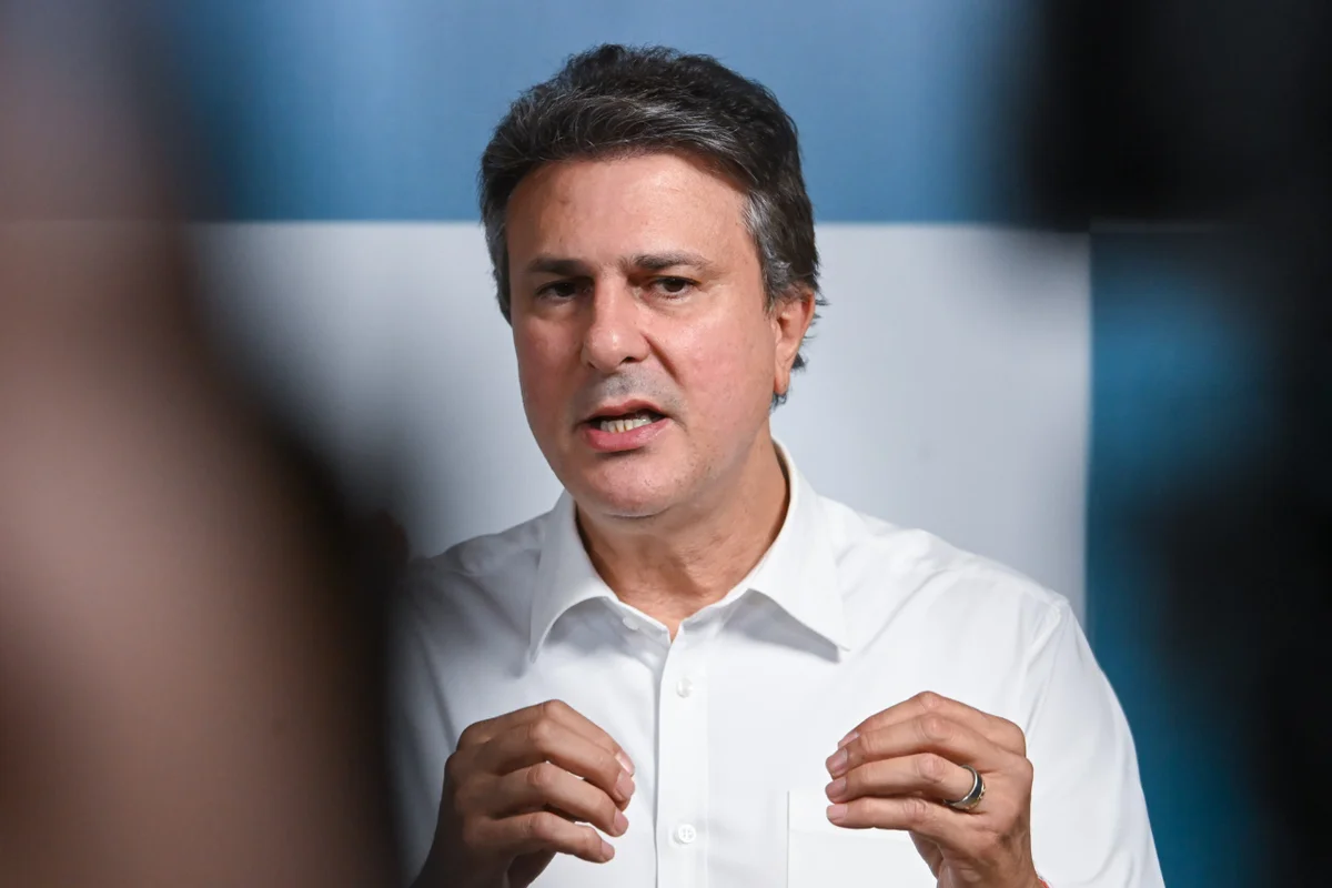 Camilo: proposta de Flávio sobre Bolsa Família mostra onde será “tesouraço”