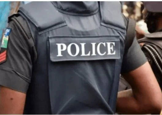 Imagem da matéria: O governador do estado de Kebbi doa N100m às vítimas dos ataques em Wasagu