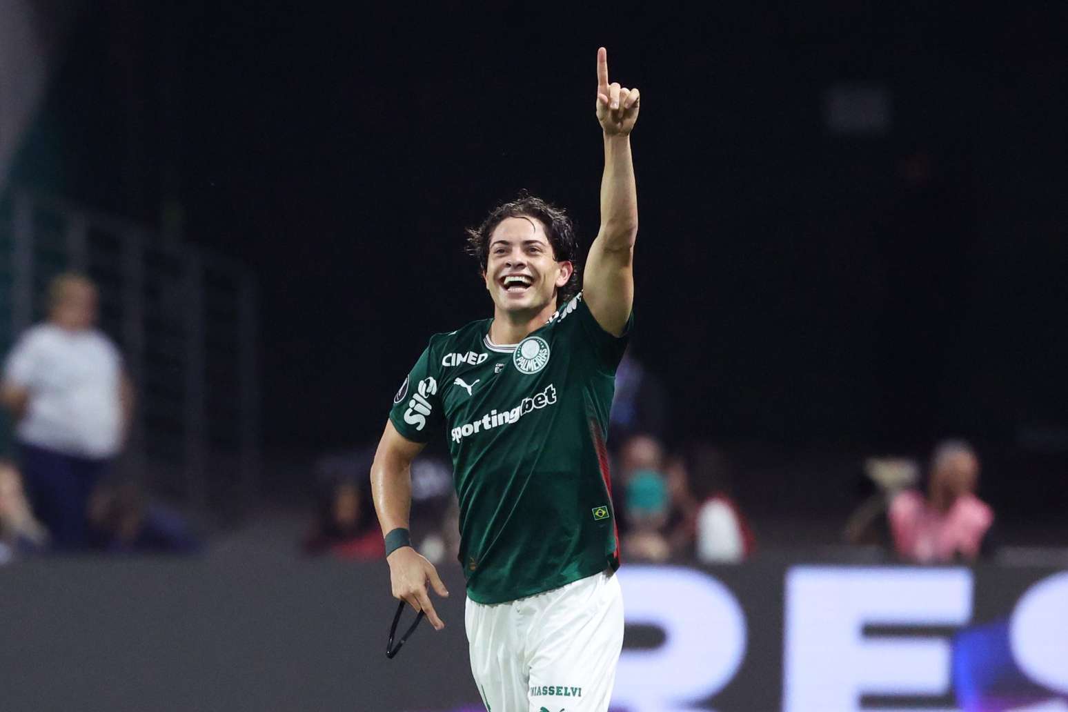 August&iacute;n Giay comemora gol que garantiu a vit&oacute;ria do Palmeiras sobre a LDU, no Nubank Parque, pela partida de ida das quartas de final da Libertadores -