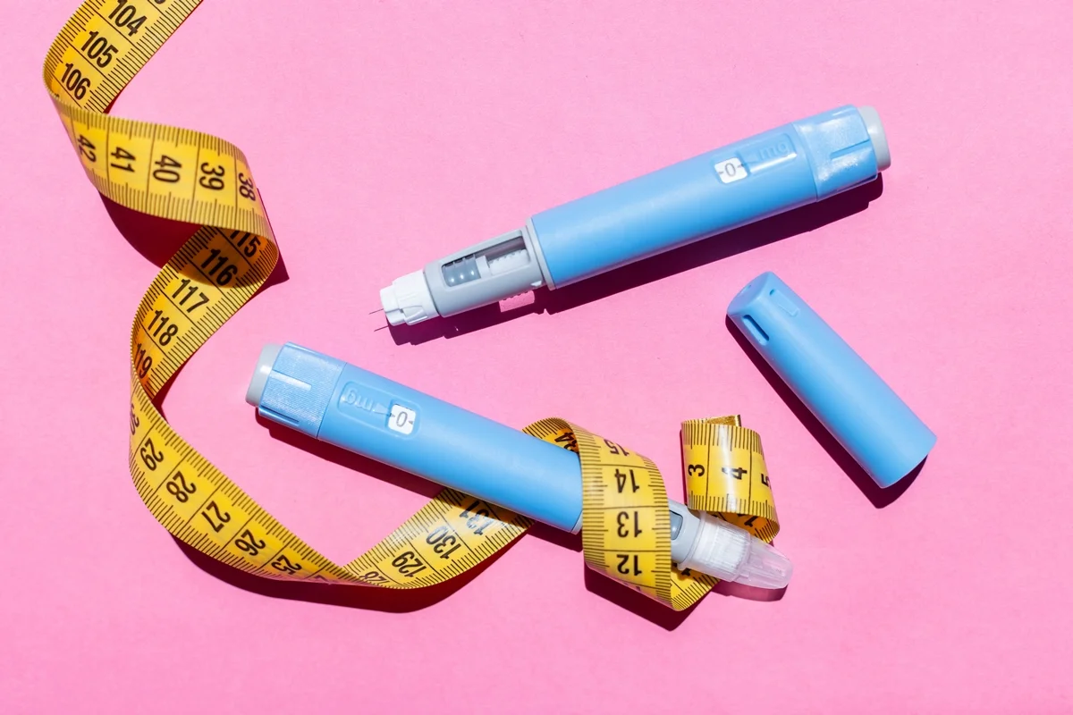 Canetas emagrecedoras. Tirzepatida. Metrópoles