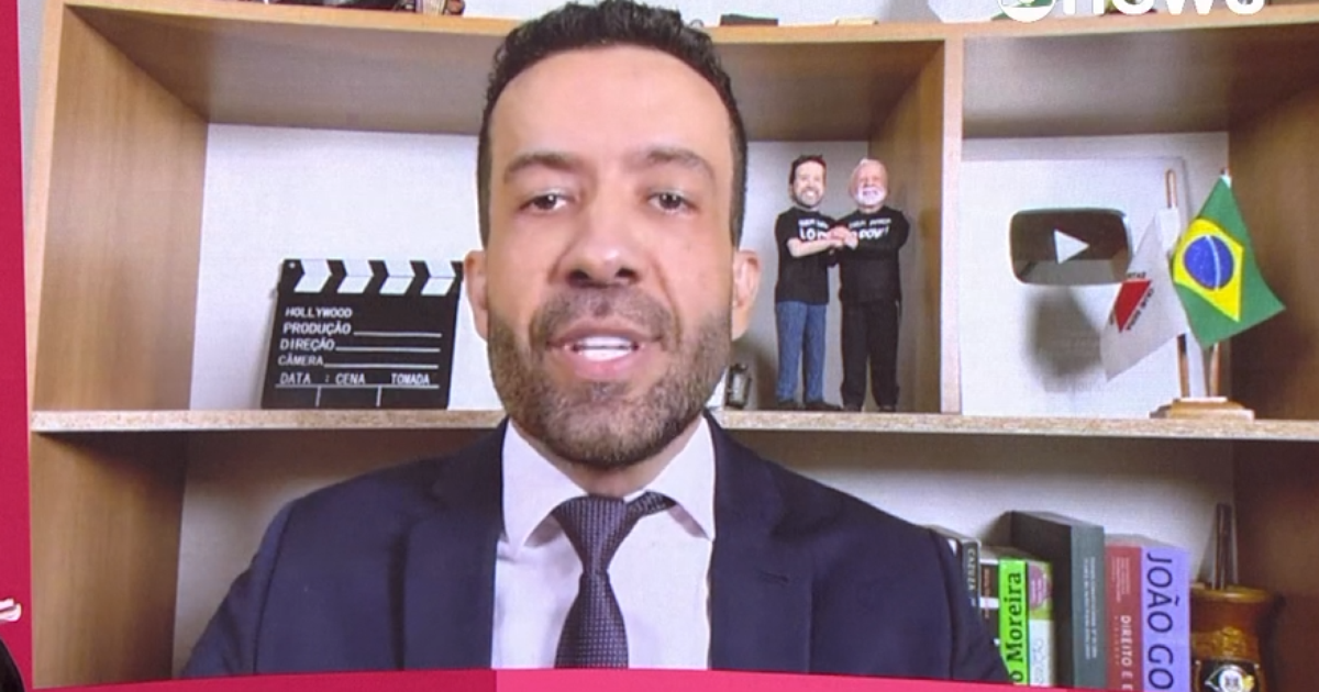 'Decisão que determinou registro é ilegal', diz Janones sobre canal de WhatsApp