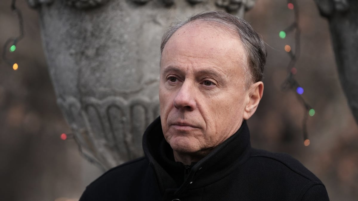 Serbian rector's phone was infected with spyware during student protests, group says