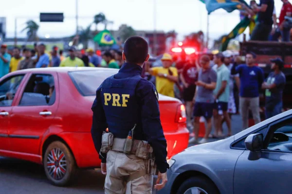 PRF promete "livre deslocamento" do eleitor no 1º turno das eleições
