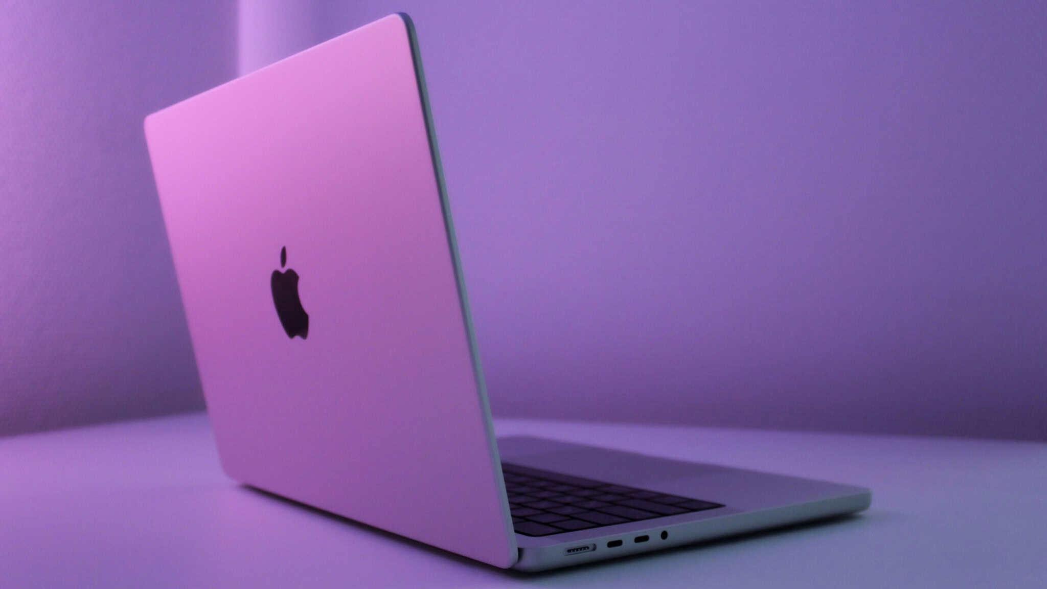 Imagem da matéria: Apple prepara evento com possíveis novos MacBooks e iPad mini