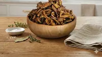 Rahasia Bikin Keripik Teripang Khas Gresik yang Renyah dan Tidak Amis, Bukan Asal Goreng Saja
