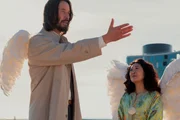 Keanu Reeves e Sandra Oh em Quando o Céu se Engana