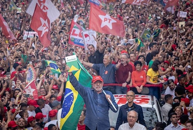Lula diz que mudará o jeito de governar e defende regulamentação das plataformas digitais