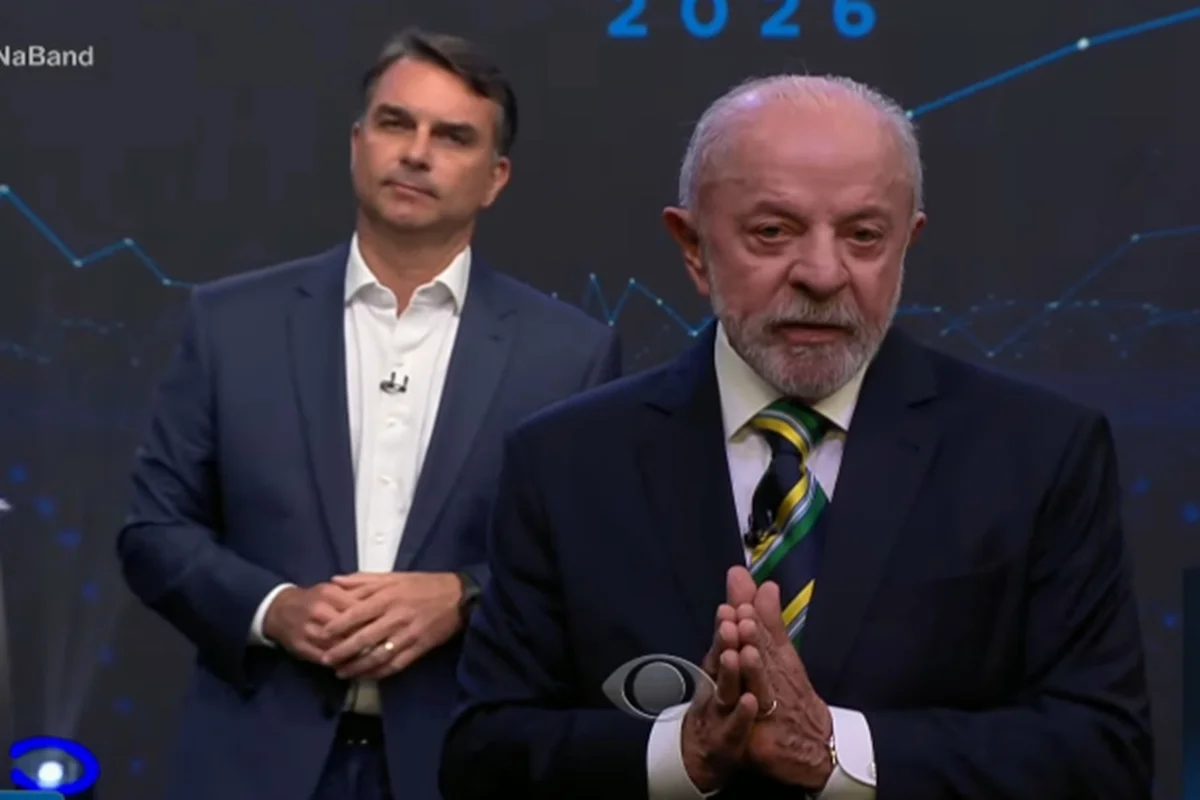 Campanha de Lula pede quebra de sigilo de sua família e de Flávio Bolsonaro