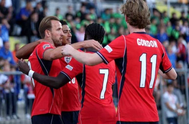 Fora de casa, Inglaterra esmaga a Croácia na Liga das Nações: 7 a 0