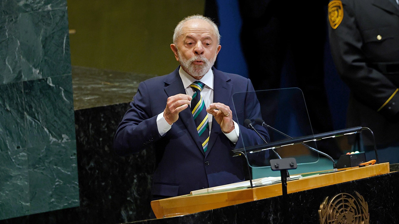 A onda conservadora esbarra em obstáculo no Brasil enquanto Lula resiste ao desafio de Bolsonaro