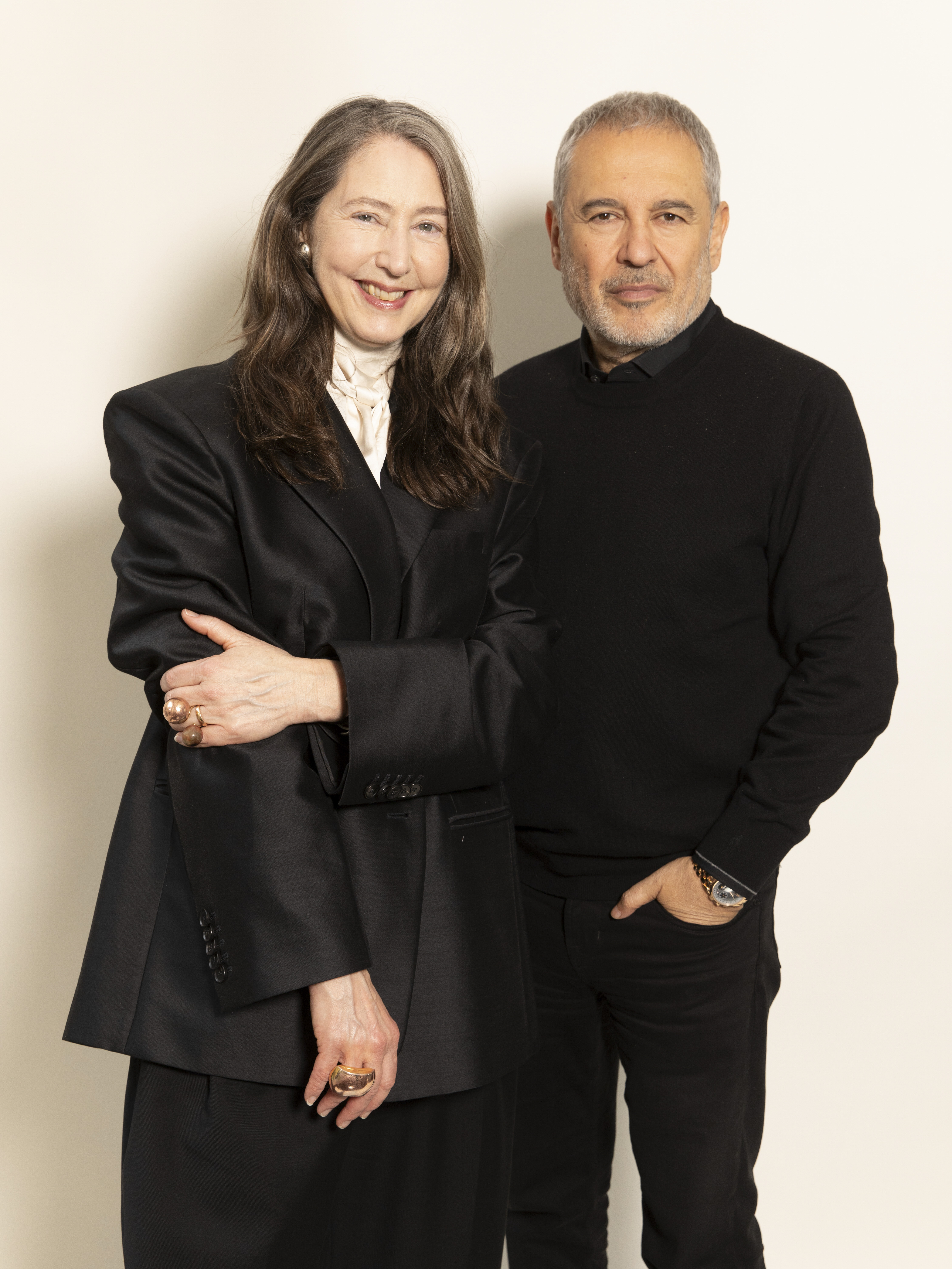 “A escala é diferente, o espírito é o mesmo”, diz Elie Saab antes do lançamento da colaboração com a H&M