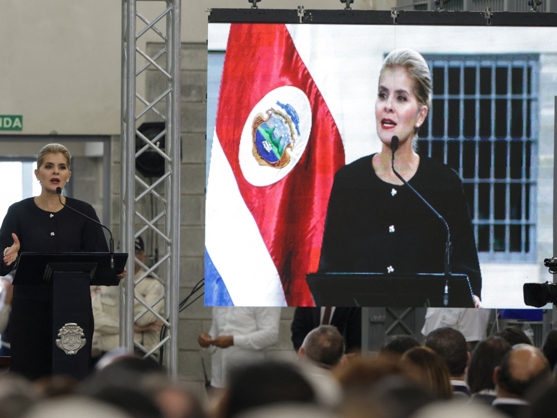 A Costa Rica inaugura mega-prisão enquanto o modelo de Bukele é adotado na América Latina